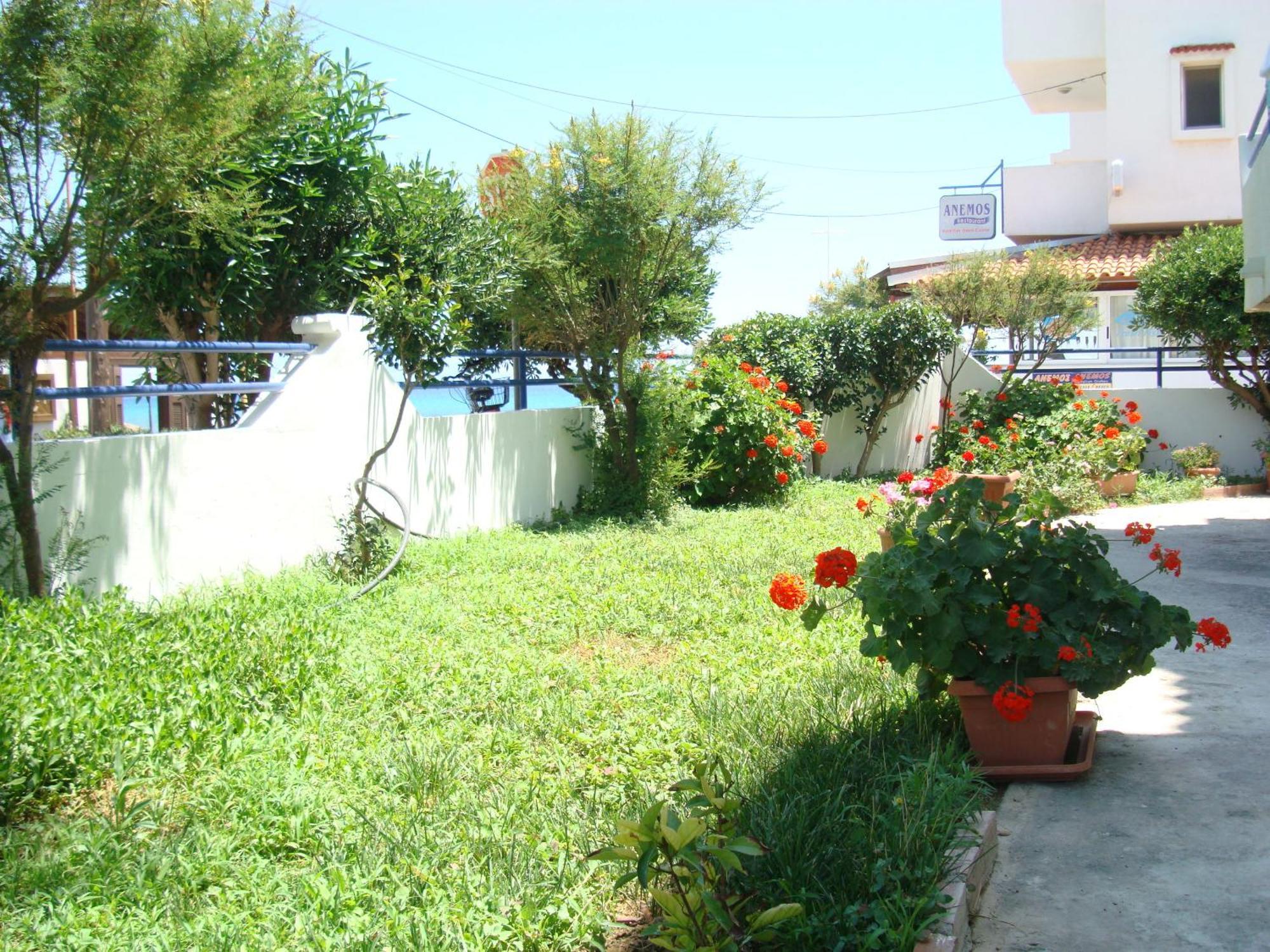 Philippos Studios & Apartments Kardamena  Exterior photo